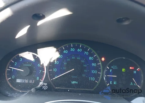 2010 Toyota Sienna Le from USA, damaged, VIN 5TDKK4CC9AS317399